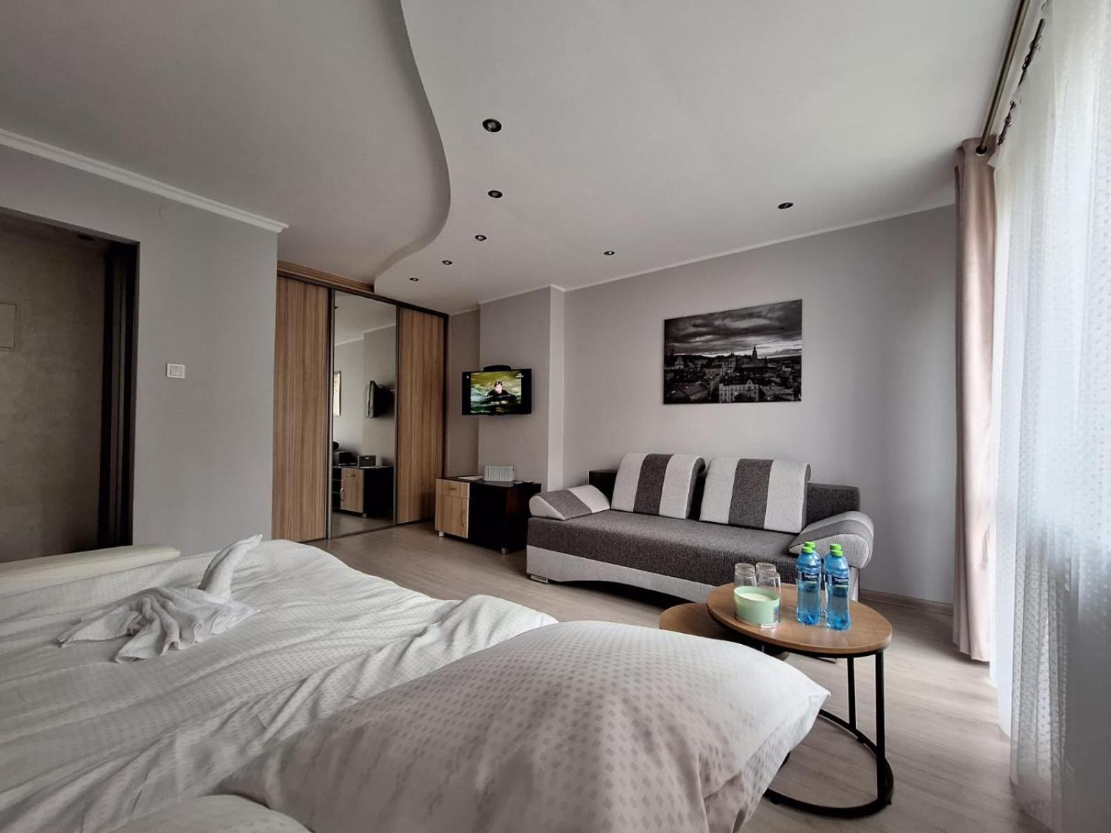 Apartament U Iwonki Przemyśl Buitenkant foto